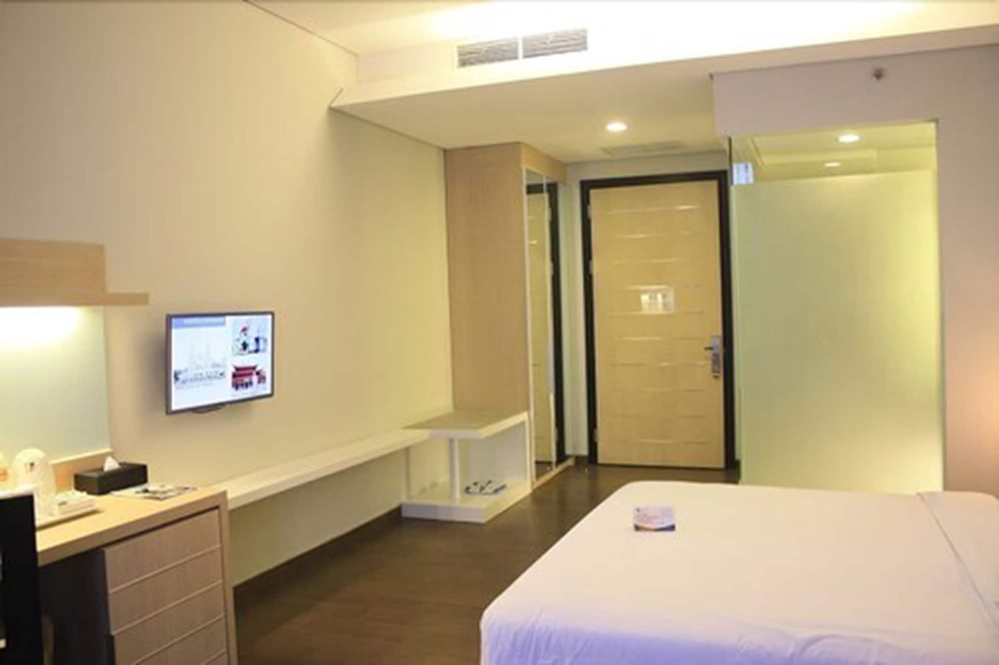 De'Rain Hotel Bandung Exterior photo
