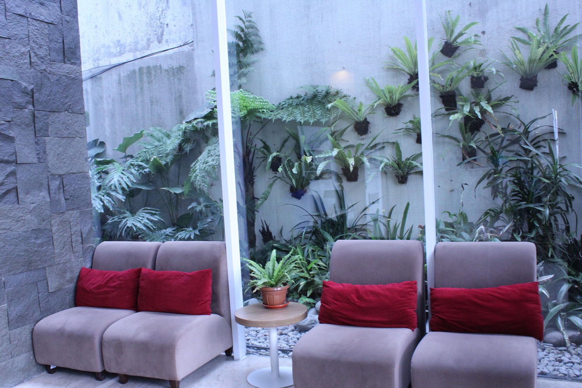 De'Rain Hotel Bandung Exterior photo